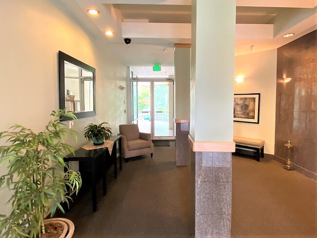 Lobby - 4528 8th Ave NE