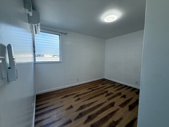 Building Photo - Iolani Terrace