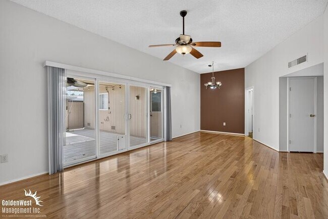 Building Photo - Spacious 2Bdm 2Ba Sun City Home with Vaulted Ceilings, Private Covered Patio & Garage! 55+ Community