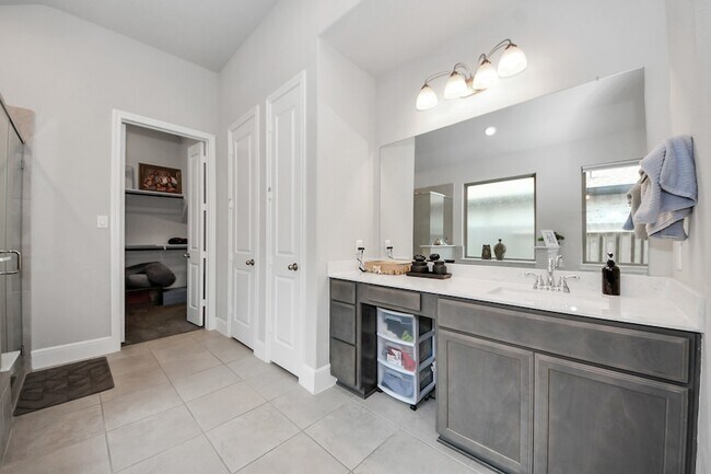 Building Photo - 10514 Rigel Rdg Wy