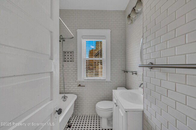 Building Photo - 1701 Monsey Ave