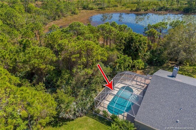 Building Photo - 376 NW Canna Way