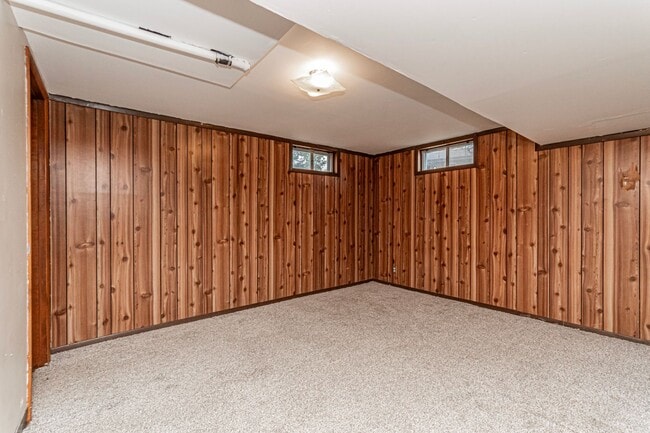 Building Photo - Please View 3D Virtual Walk-Through Before...