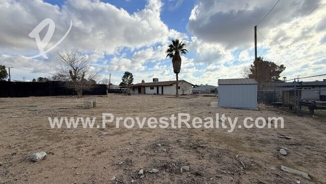 Building Photo - 15577 Tacony Rd