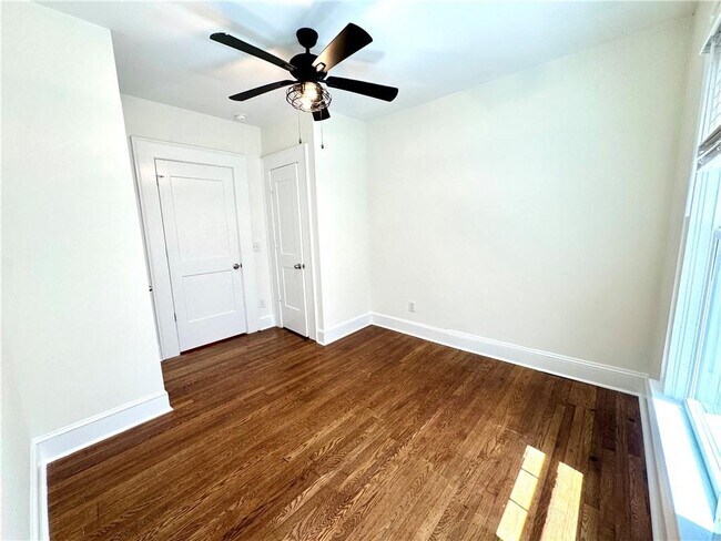 Building Photo - 858 Charles Allen Dr NE