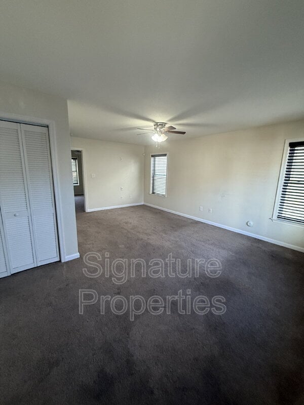 Building Photo - 3239 Granby St