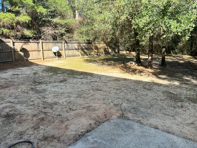 Building Photo - 6005 Fiori Dr