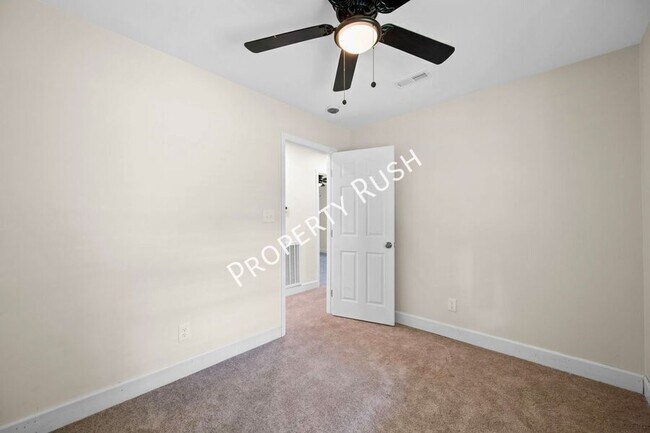 Building Photo - 321 Whitmire Cir
