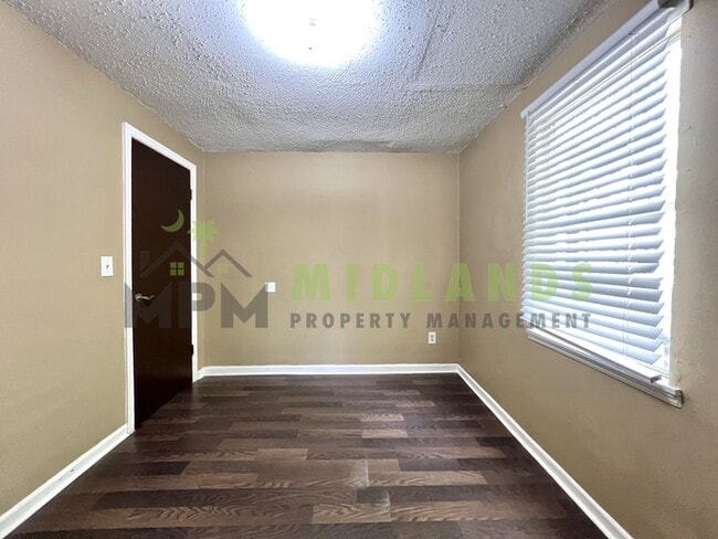 Building Photo - 2304 Ervin St