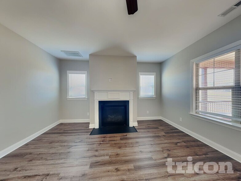 Building Photo - 9112 Ashton Glen Dr