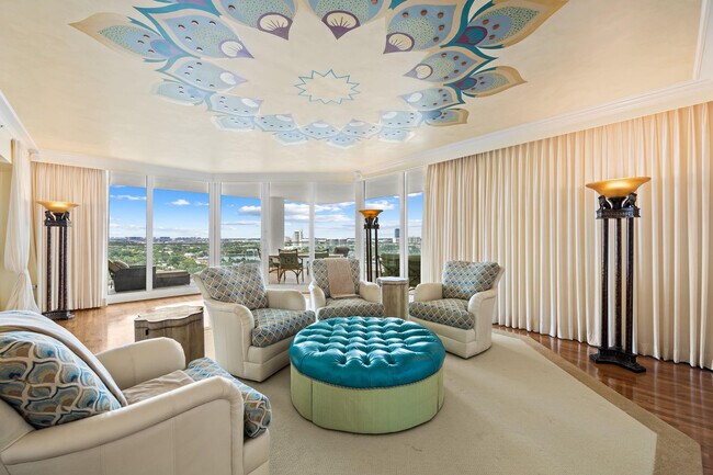 Building Photo - 3055 Harbor Dr