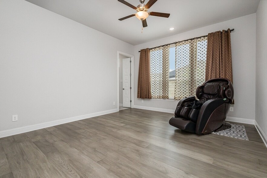 Building Photo - 4543 Stone Valley Trl