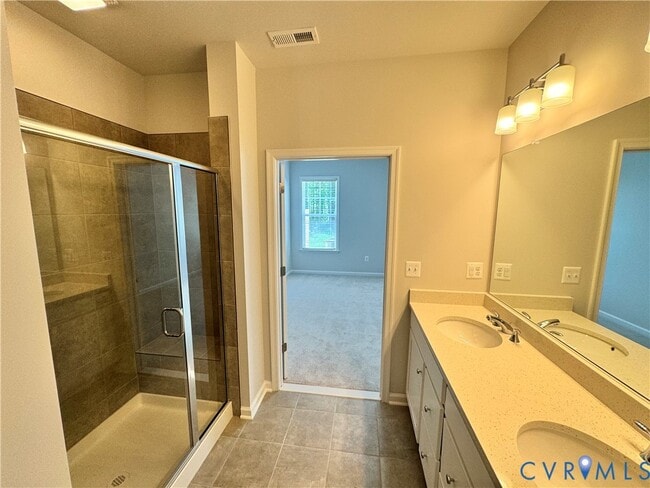 Building Photo - 670 Brookwood Glen Terrace