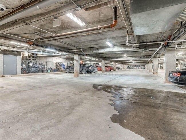 Building Photo - 1 NE 2nd St