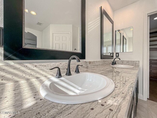 Building Photo - Beautiful Light and Bright Dos Vientos Home featuring 4 Bedrooms + 3 Bathrooms