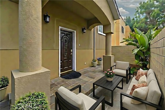 Building Photo - 11963 Manor Dr