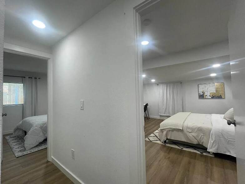 Building Photo - 3730 SW 99th St