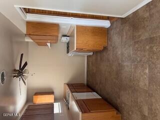 Building Photo - 471 Pinewood St