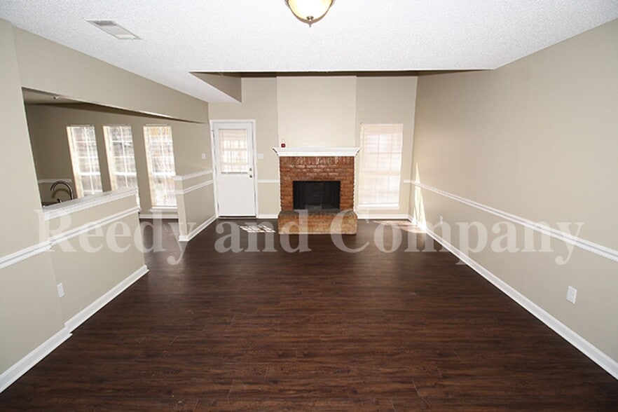 Building Photo - 6305 Kirby Downs Dr
