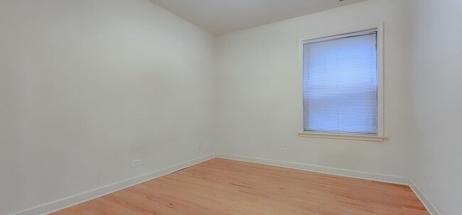 Building Photo - 832 Seward St