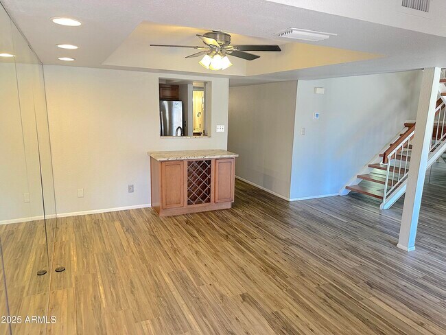 Building Photo - 7921 E San Miguel Ave