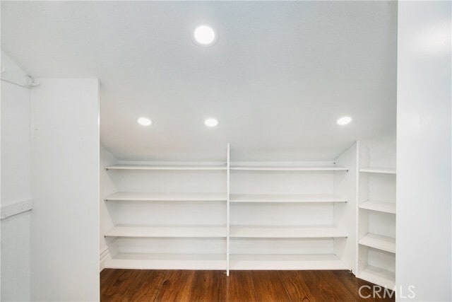 Building Photo - 916 Powell Ct