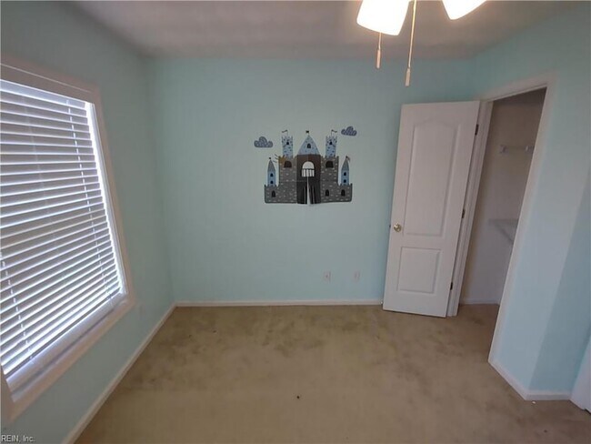 Building Photo - 968 Jenkins Dr