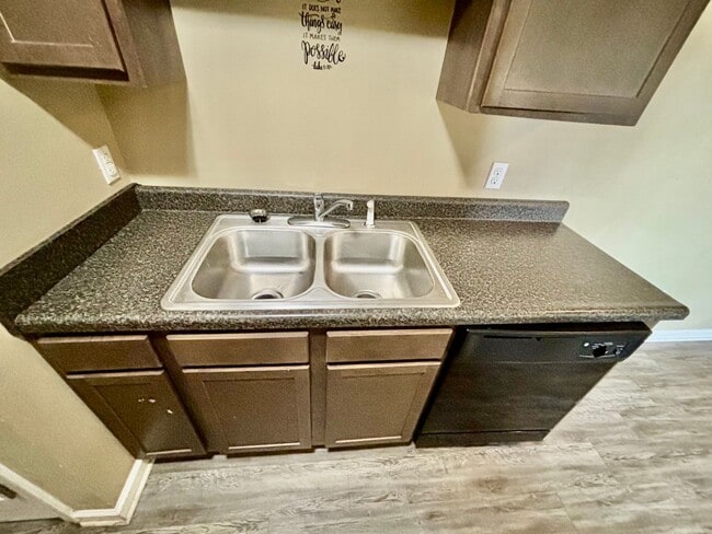 Building Photo - One bedroom available in Danville