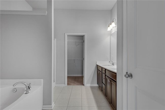 Building Photo - 1024 Haley Wds Ln