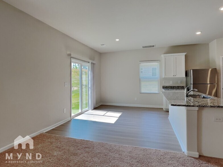 Building Photo - 364 Taverners Ln