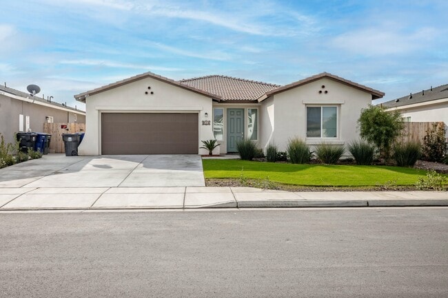 Primary Photo - 911 Hartlepool Ave