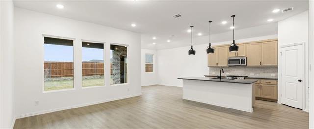 Building Photo - 760 Waterhouse Lk Dr