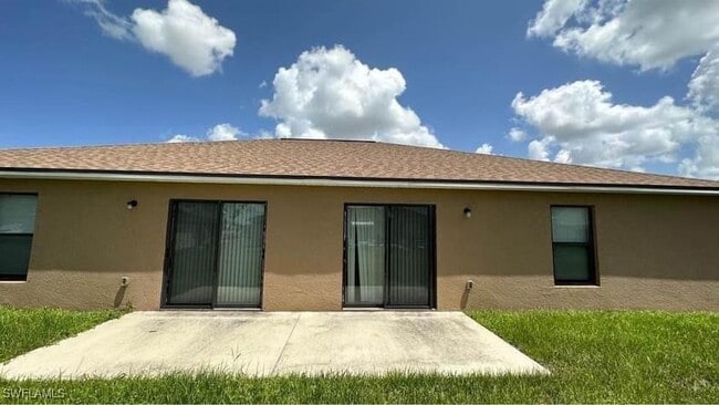 Building Photo - 1712 SW 32nd St