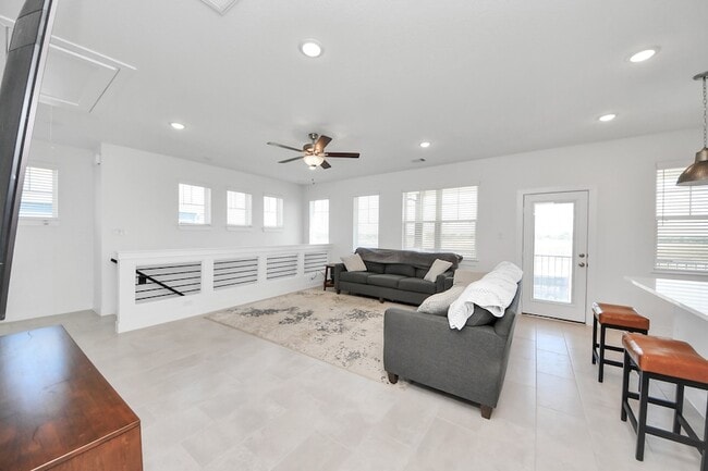 Building Photo - 7655 Jerrara Hts Ln