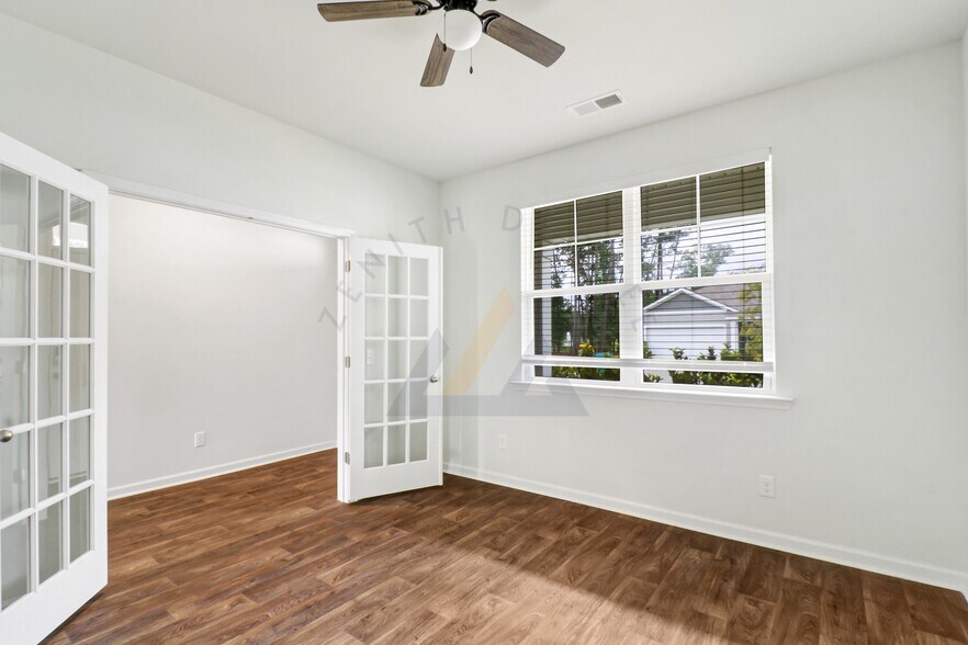 Building Photo - 110 Cedar View Cir