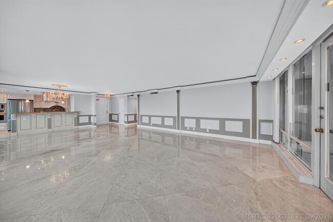 Building Photo - 4020 Galt Ocean Dr