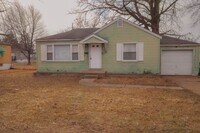 Building Photo - 2 Bed/ 1 Bath Home in Bellefontaine Neighbors