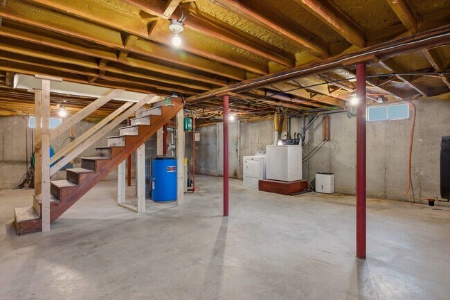 Building Photo - 29 Lovell Rd