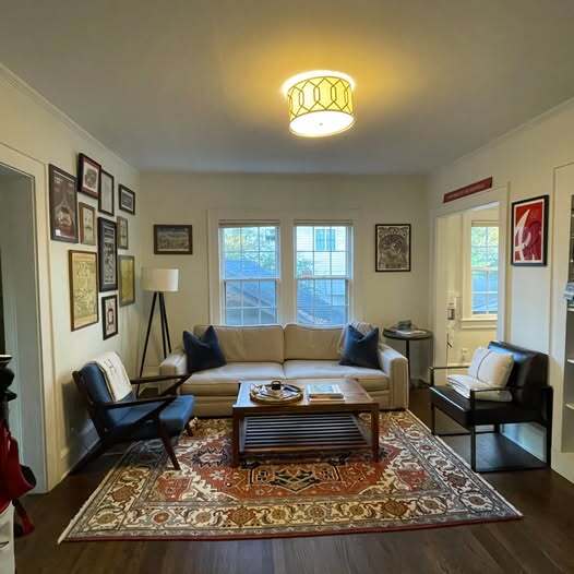 Primary Photo - 1071 N Highland Ave NE