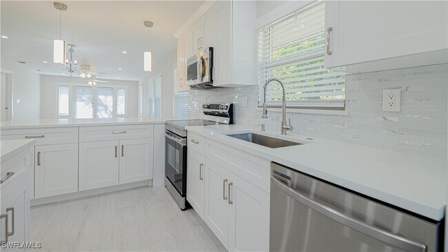 Building Photo - 2836 Arbutus St