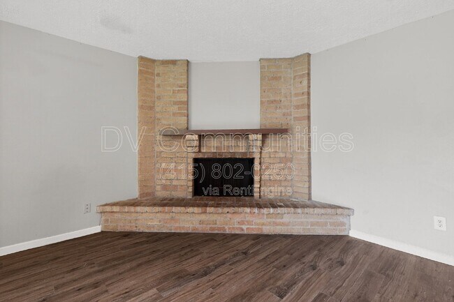 Building Photo - 14630 Edenglen Dr