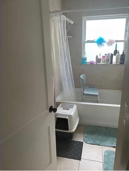 Building Photo - 34 Marble St