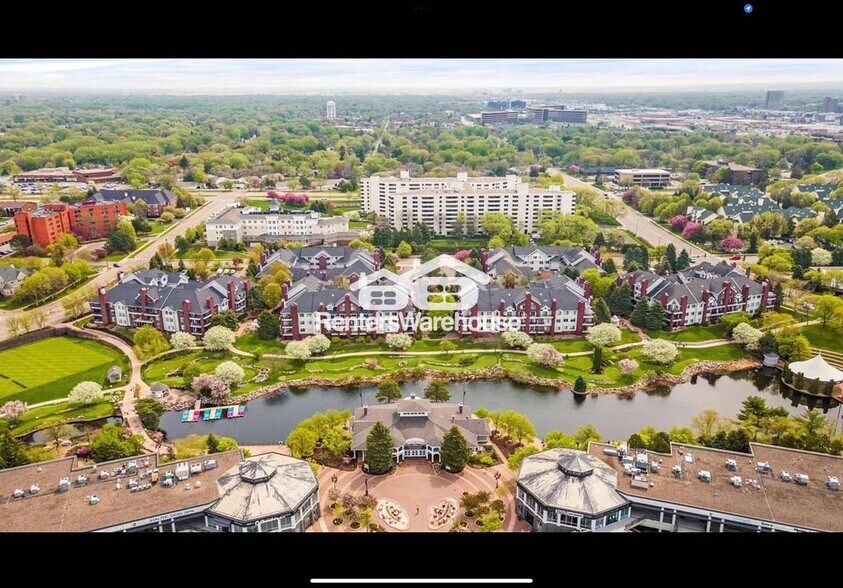 Building Photo - 7614 York Ave S