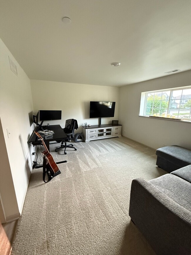 Building Photo - 1603 Sager Way