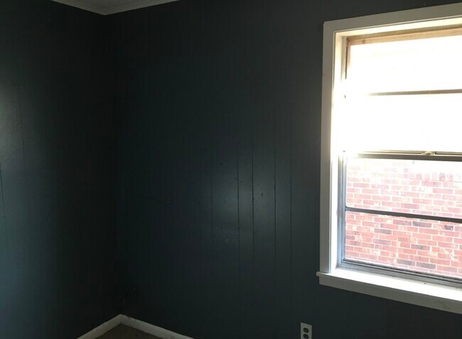 Building Photo - 129 Ridgedale Dr