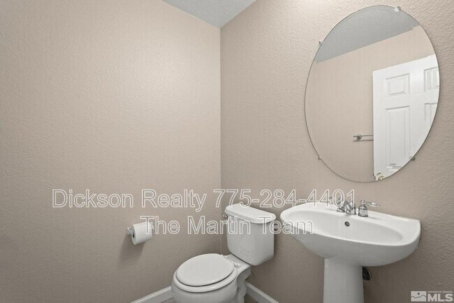 Building Photo - 3988 Dominus Dr