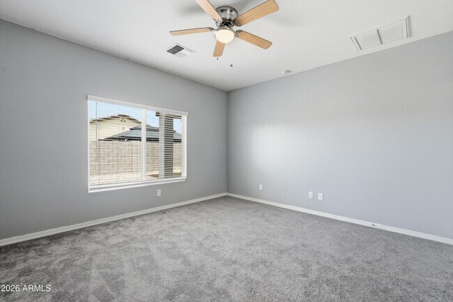 Building Photo - 1692 W Aztec Dr