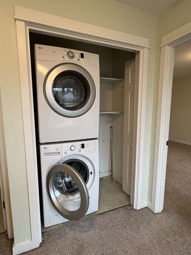 In-unit laundry - 8119 N Syracuse St