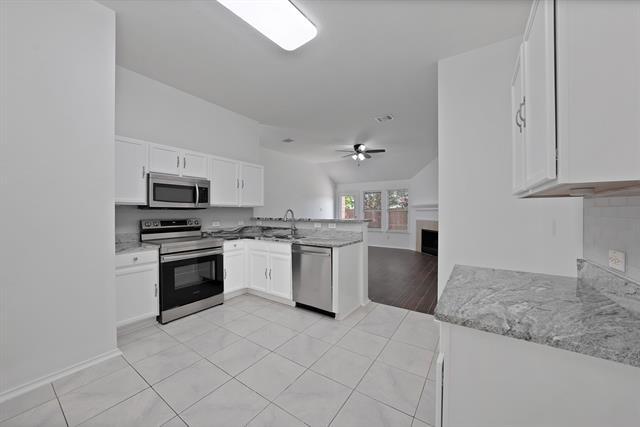 Building Photo - 1002 Manassas Dr