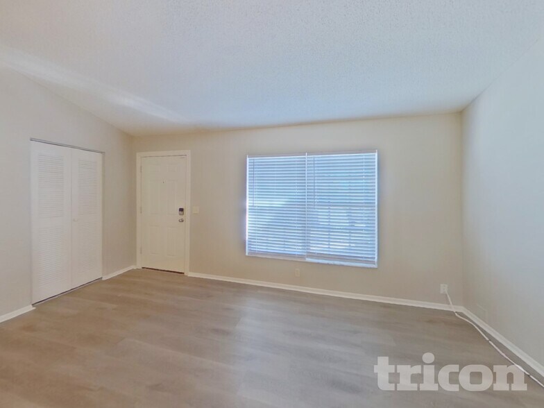 Building Photo - 1921 Cutty Bay Ct